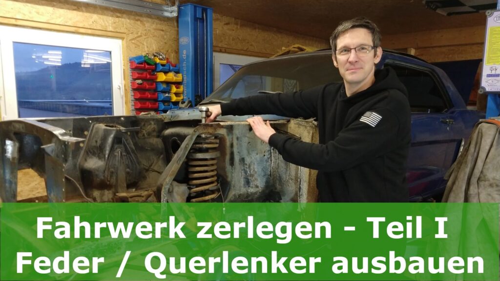 Fahrwerk Teil 1: Feder mit Innenfederspanner ausbauen, Kugelköpfe am Querlenker abziehen